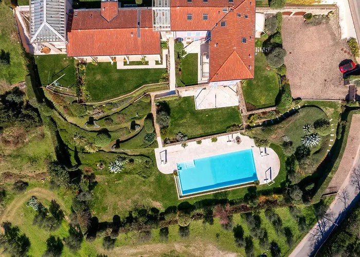 Wow - Amazing Lake View!